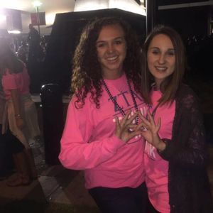 Meet your Posher, Caitlin